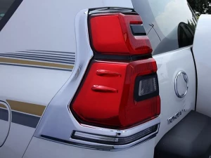 Хром накладки на задние фонари Toyota LC J150 Prado IV (18-23) 2