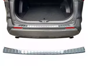 Накладка на задній бампер Toyota Rav4 V (XA50; 19-25) - Carmos (глянцева)