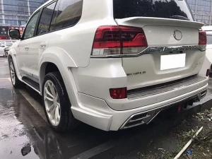 Обвес Toyota LC 200 (16-21) - Wald стиль 8