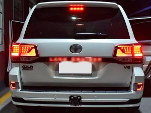 Фонари задние Toyota LC200 (16-21) - Executive Black 7