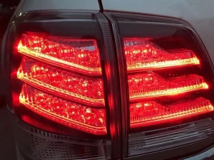 Фонари задние Toyota LC200 (07-15) - Lexus 2012 стиль чёрные 7