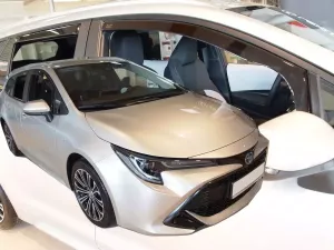Дефлектори вікон Toyota Corolla XII (19-) Універсал - Heko (вставні) 3