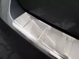 Накладка на задний бампер VW Caddy IV (SB; 21-) - Avisa (стальная) 5