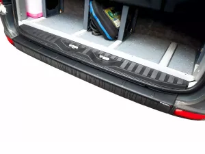 Накладка на задний бампер Mercedes Sprinter W906 / W907 / VW Crafter I - ABS 6