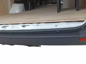 Накладка на задний бампер Mercedes Sprinter W906 / W907 / VW Crafter I - ABS 7
