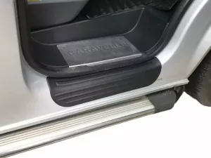 Накладки на дверні пороги VW T5 / T6 (03-23) - ABS 4