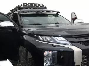 Козирок лобового скла Mitsubishi L200 V (15-23) 7