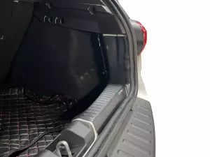 Накладки на порог багажника Dacia Sandero III (21-) - ABS 7