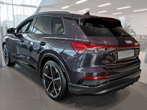 Накладка на бампер Audi Q4 e-tron / Sportback (FZ; 21-) - Avisa (чёрный графит) 8