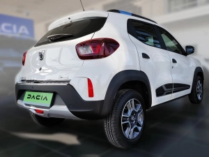 Накладка на бампер Dacia Spring (21-) - Carmos (глянцева) 2