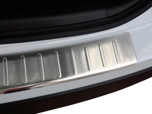 Накладка на задний бампер Suzuki SX4 S-Cross II (13-21) - Avisa (серебряная)) 2