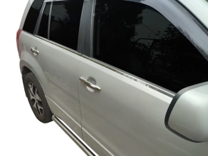 Хром нижние молдинги окон Suzuki Grand Vitara II (05-17) 4