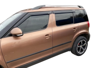 Дефлектори вікон Skoda Yeti (09-17) - Hic (накладні) 2