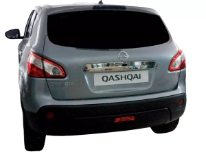 Хром накладки над номером Nissan Qashqai I / +2 (J10; 07-13) - Omsa (с кнопкой) 4