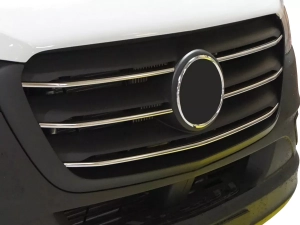 Хром накладки на решітку Mercedes Sprinter W907 (19-) - Omsa (вузькі) 8