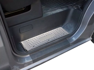 Накладки на пластикові пороги Renault Trafic II (01-14) - Omsa (4 шт) 4