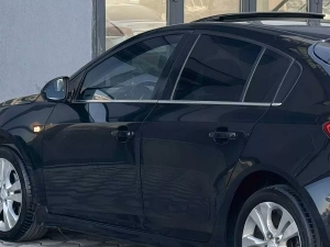Хром нижні молдинги вікон Chevrolet Cruze J300 (11-) Hatchback - Omsa 6