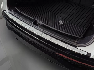 Накладка на задний бампер Audi Q5 III (GU; 24-) - Avisa (серебряная) 5