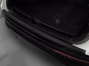 Накладка на задний бампер Audi Q5 III (GU; 24-) - Avisa (чёрная) 5