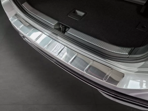 Накладка на задній бампер VW Passat B9 (3J; 23-) Універсал - Avisa (срібна) 5