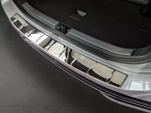 Накладка на задній бампер VW Passat B9 (3J; 23-) Універсал - Avisa (хром) 5