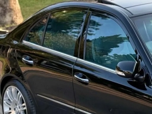 Хром нижні молдинги вікон Mercedes E W211 (02-09) Седан - Omsa 6