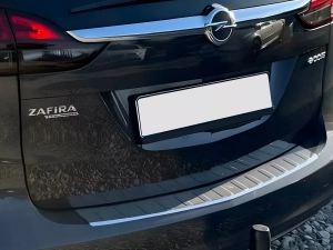 Накладка на задний бампер Opel Zafira Tourer C (11-19) - Carmos (хром) 3