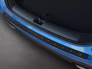 Накладка на задній бампер MG ZS II (24-) - Avisa (чорна) 5