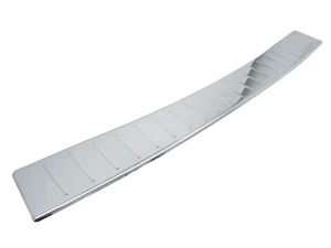 Накладка на задній бампер VW Passat B8 (15-22) Універсал - Nitto (хром) 2