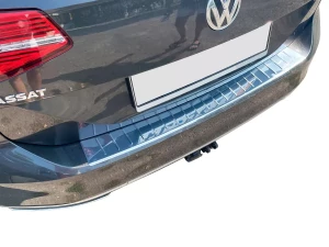 Накладка на задній бампер VW Passat B8 (15-22) Універсал - Nitto (хром) 7