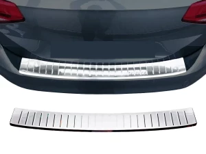 Накладка на задний бампер VW Passat B8 (3G; 15-22) Универсал - Carmos (хром)