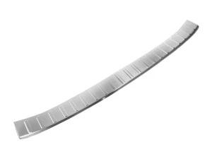 Накладка на задній бампер VW Golf 8 (20-) Хетчбек - Carmos (матова)