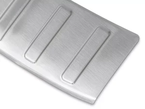 Накладка на задній бампер VW Golf 8 (20-) Універсал - Carmos (матова) 3