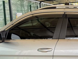 Вітровики VW Atlas / Teramont (16-) - Hawk (з хром молдингом) 6 шт 6