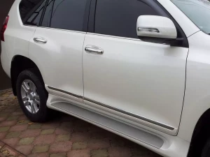Молдинг дверей Toyota LC J150 Prado IV (09-17) - белый 3