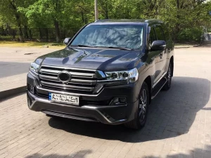 Накладки на бампер Toyota LC 200 (16-21) - Middle East (черные) 7