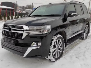 Накладки на бампер Toyota LC 200 (16-21) - GT 2021 (чорні) 2