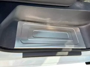 Накладки на внутренние пороги Ford Custom II (23-) - Carmos 7