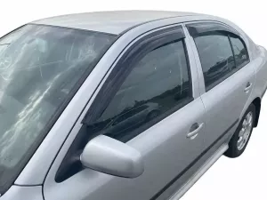 Дефлектори вікон Skoda Octavia II (A5; 04-12) Liftback - Defl Lux (накладні) 5