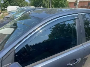 Дефлектори вікон Ford Focus II (04-10) Sd/Htb - Hawk (з хром молдингом) 7