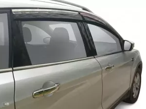 Дефлектори вікон Ford Kuga II (C520; 13-19) - Hawk (з хром молдингом) 2