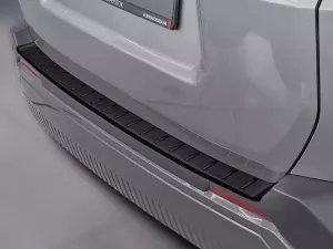 Накладка на задній бампер Toyota Rav4 VI (XA60; 26-) - Avisa (чорна) 6