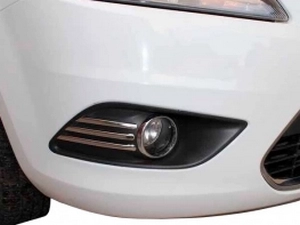 Хром накладки на противотуманки Ford Focus II (08-10) 4