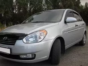 Дефлекторы окон Hyundai Accent III (MC; 06-10) Sedan - Hic (накладные) 3