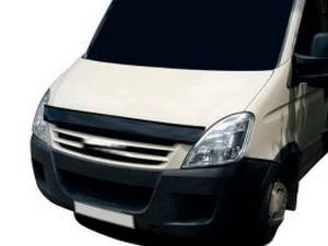 Дефлектор капота Iveco Daily II (06-14) рестайлінг - CappaFe 4