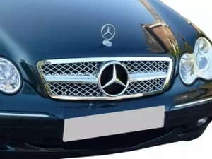 Решётка Mercedes C W203 (00-07) - SL стиль (хром) 4