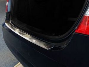 Накладка на задний бампер Mercedes E W212 (09-16) Sedan 3