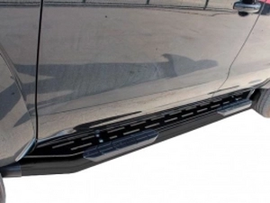 Пороги боковые VW Amarok I (10-20) - Amazon (чёрные) 4