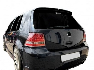 Спойлер VW Golf IV (97-03) Хэтчбек - козырёк с вырезом 4