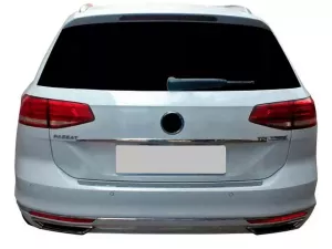 Хром накладка над номером VW Passat B8 (15-22) Универсал 4